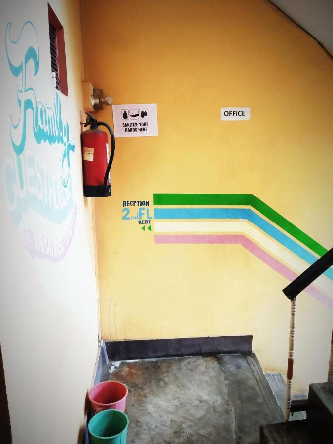 Family Guest House Varanasi Eksteriør bilde
